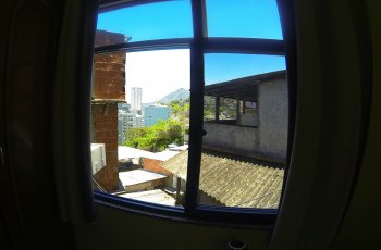Favela Views