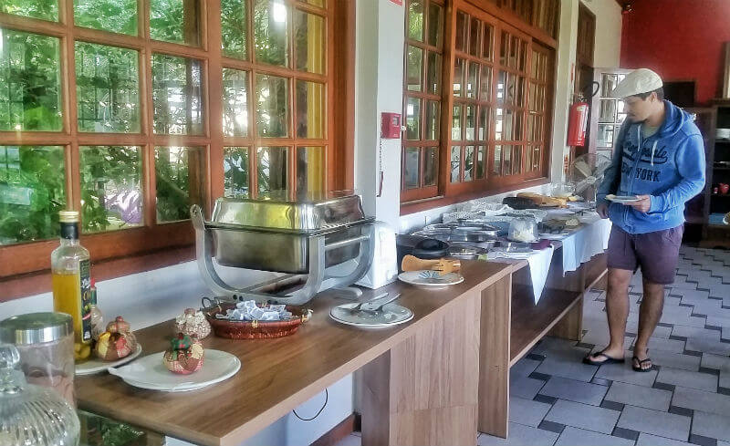 Breakfast at Hotel Saint Germain, Florianópolis - Are you looking for an affordable yet relaxing hotel in Florianópolis, Brazil? Check out our Florianópolis hotel review of Hotel Saint Germain, located on the lake in Lagoa da Conceicão!