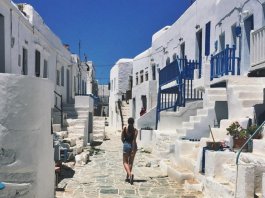 Are you planning your trip to Greece and looking for more inspiration and advice? Here we talk to a local who shares her top Greece travel tips for a unique experience. Click through to read now...