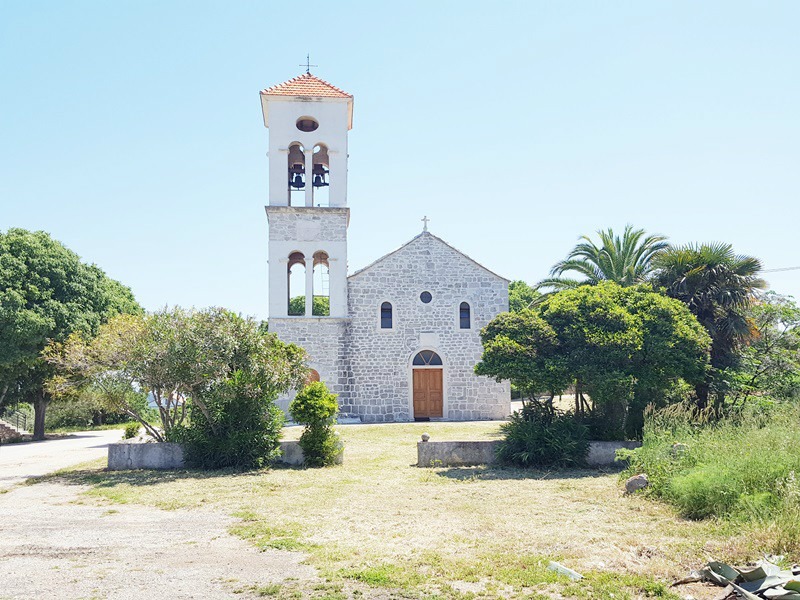 Hvar Island church | Croatia Travel Tips: Female Travelers Share Travel Inspiration and Advice