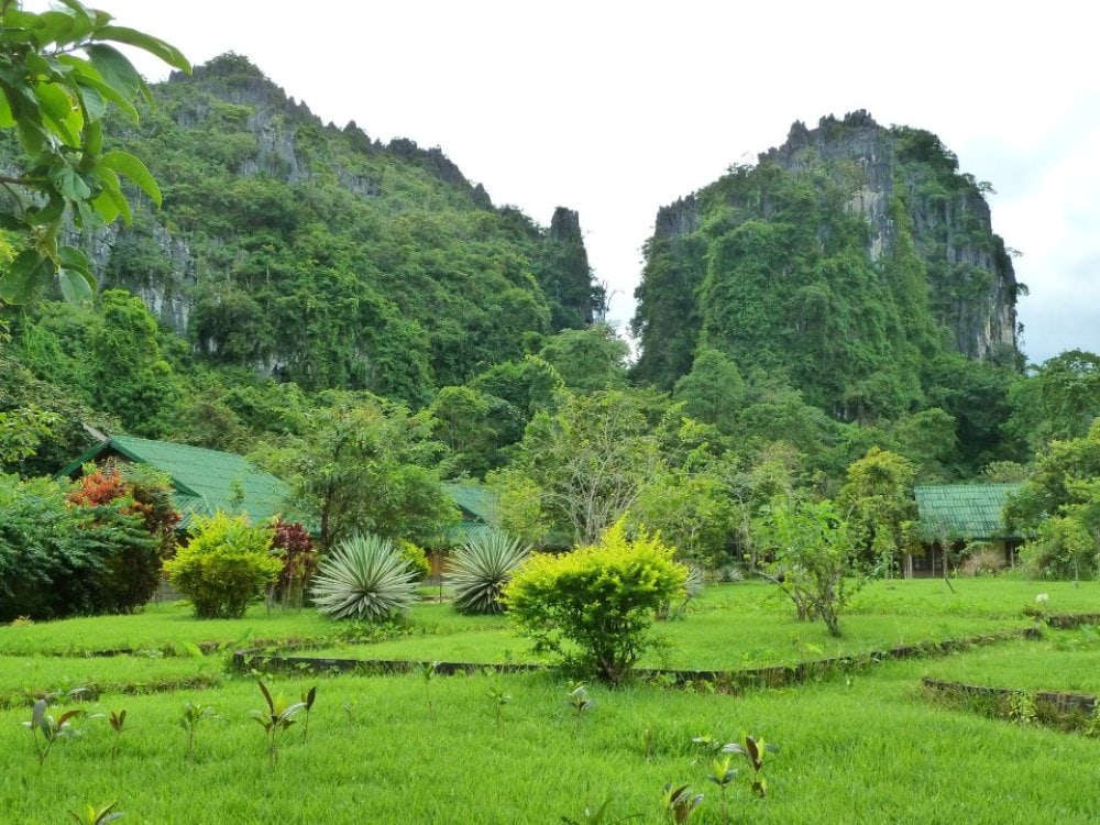 Laos travel tips 