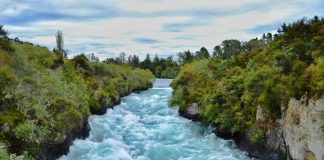 Huka Falls - New Zealand travel tips