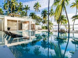 Pop a bottle of bubbly! Airbnb recently acquired luxury villa rental company, Luxury Retreats, which means you will soon be able to book high-end luxury villas on Airbnb. Cheers to that!