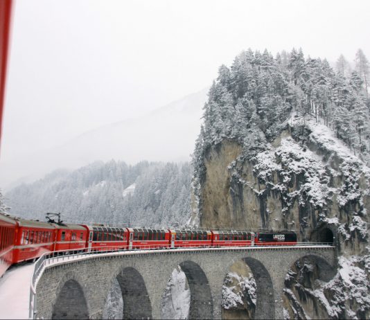 Ignite your wanderlust with these scenic train trips in Switzerland: Climb to the highest peaks & lowest valleys of one of Europes most beautiful countries.