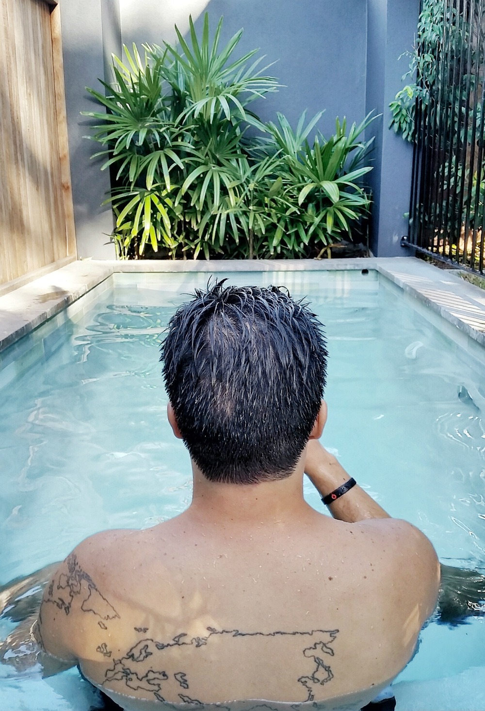Boutique Byron Bay Accommodation: 28 Degrees Byron Bay Review - Pool