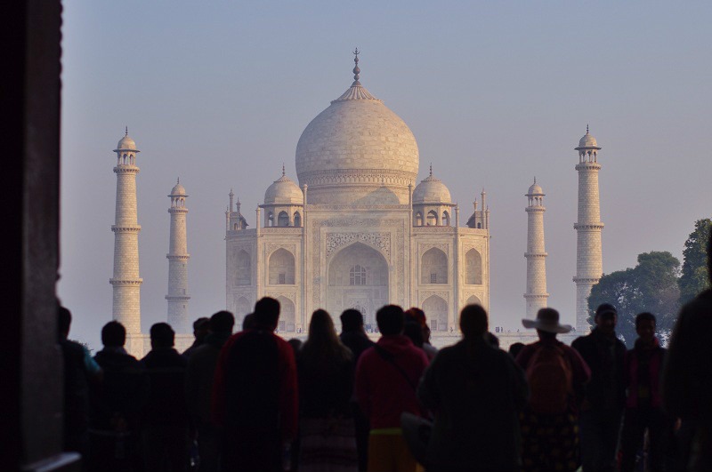 Taj Mahal - 10 reasons to travel to India
