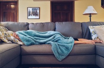 couchsurfing-save-money-and-see-the-world