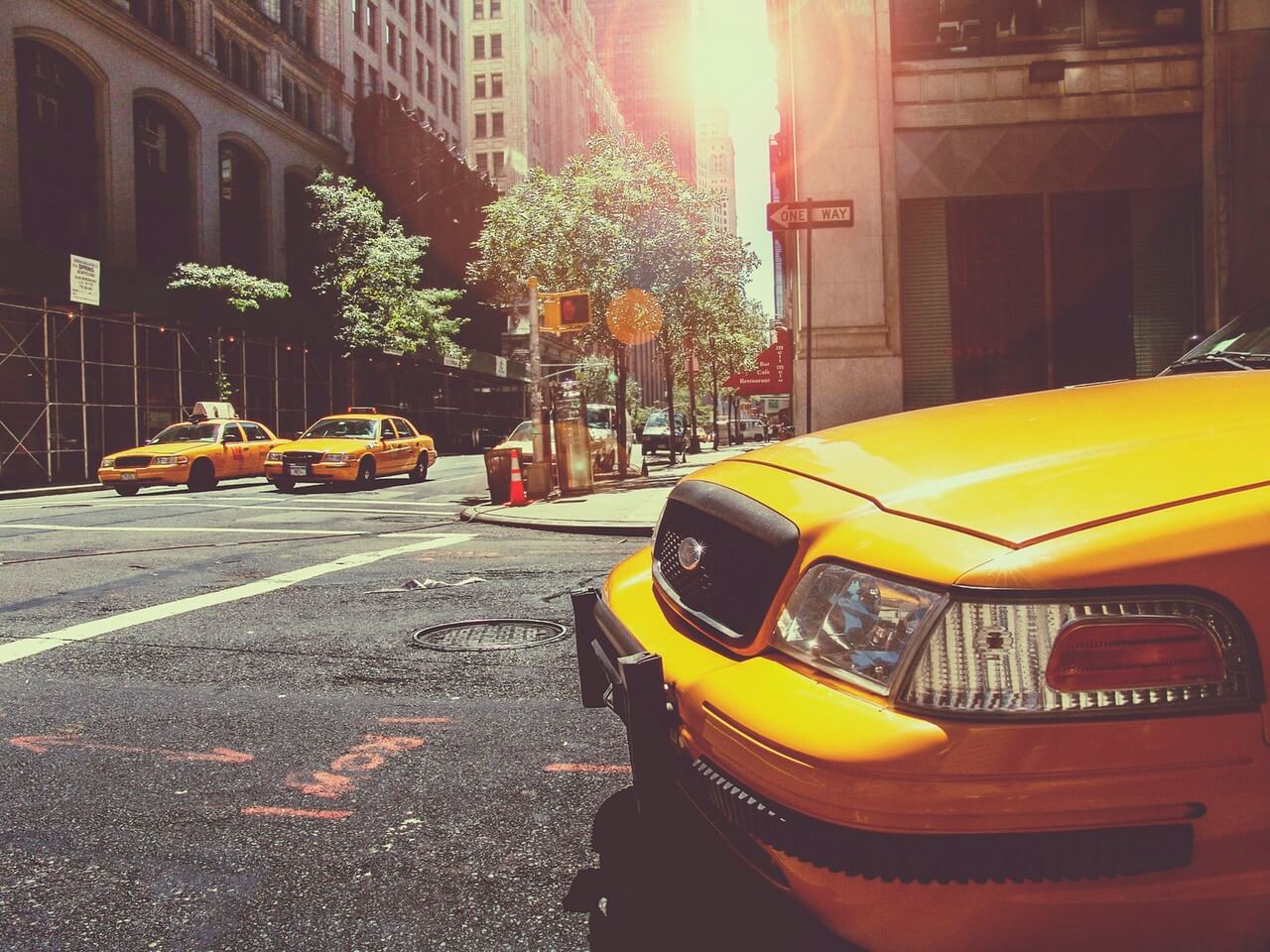 Hailing cabs: things to know before traveling to New York
