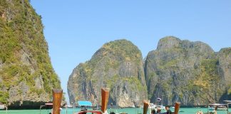 Best beaches and party islands in Thailand: Koh Phi Phi