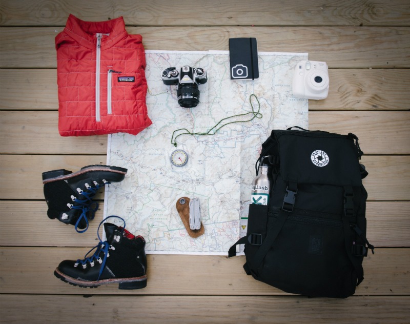 Bare minimum packing guide for nomads: Organise the essentials