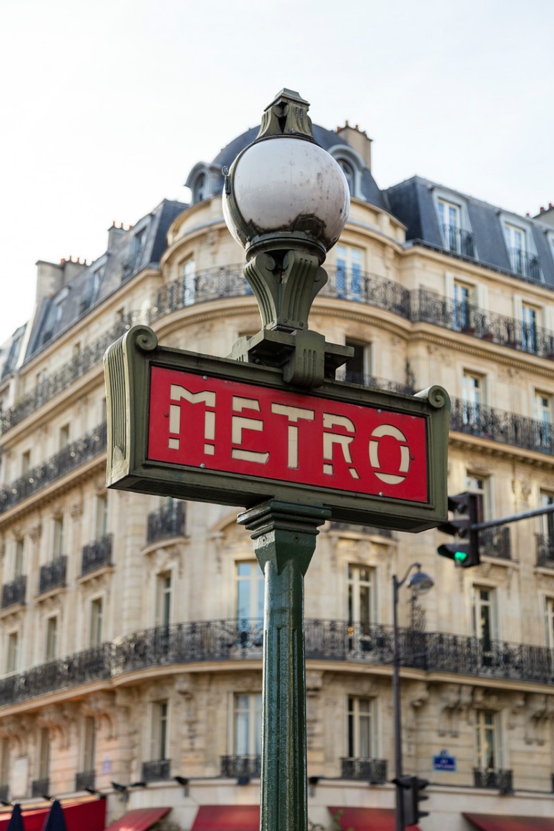 Getting around in Paris: Metro