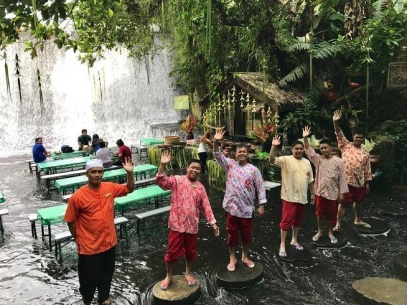 Waterfalls restaurant in Villa Escudero, Quezon
