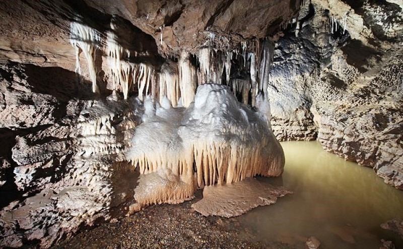 Natural Wonder of Korea, Gosu Cave