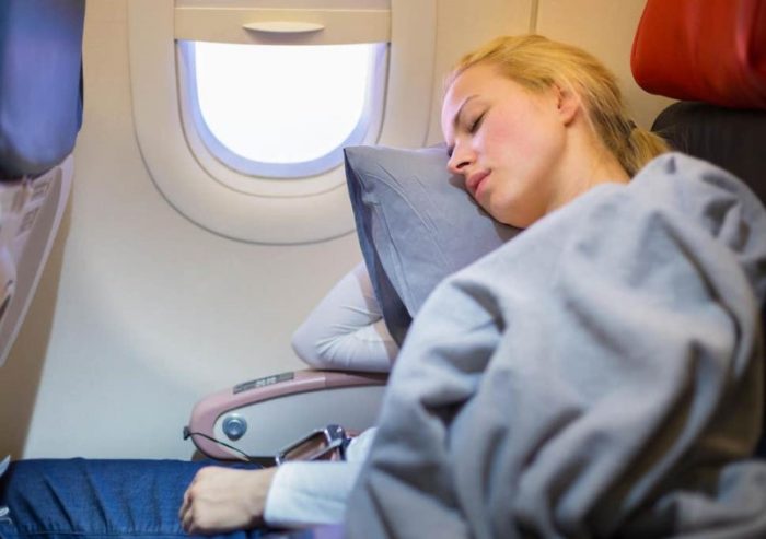 7 Ways to Beat Jet Lag, According to Experts