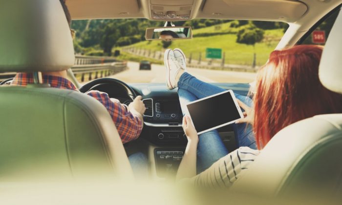 10 Life Hacks for a Hassle-Free Road Trip