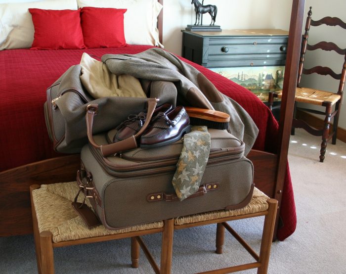 Follow these tips to avoid overpacking for a weekend getaway.