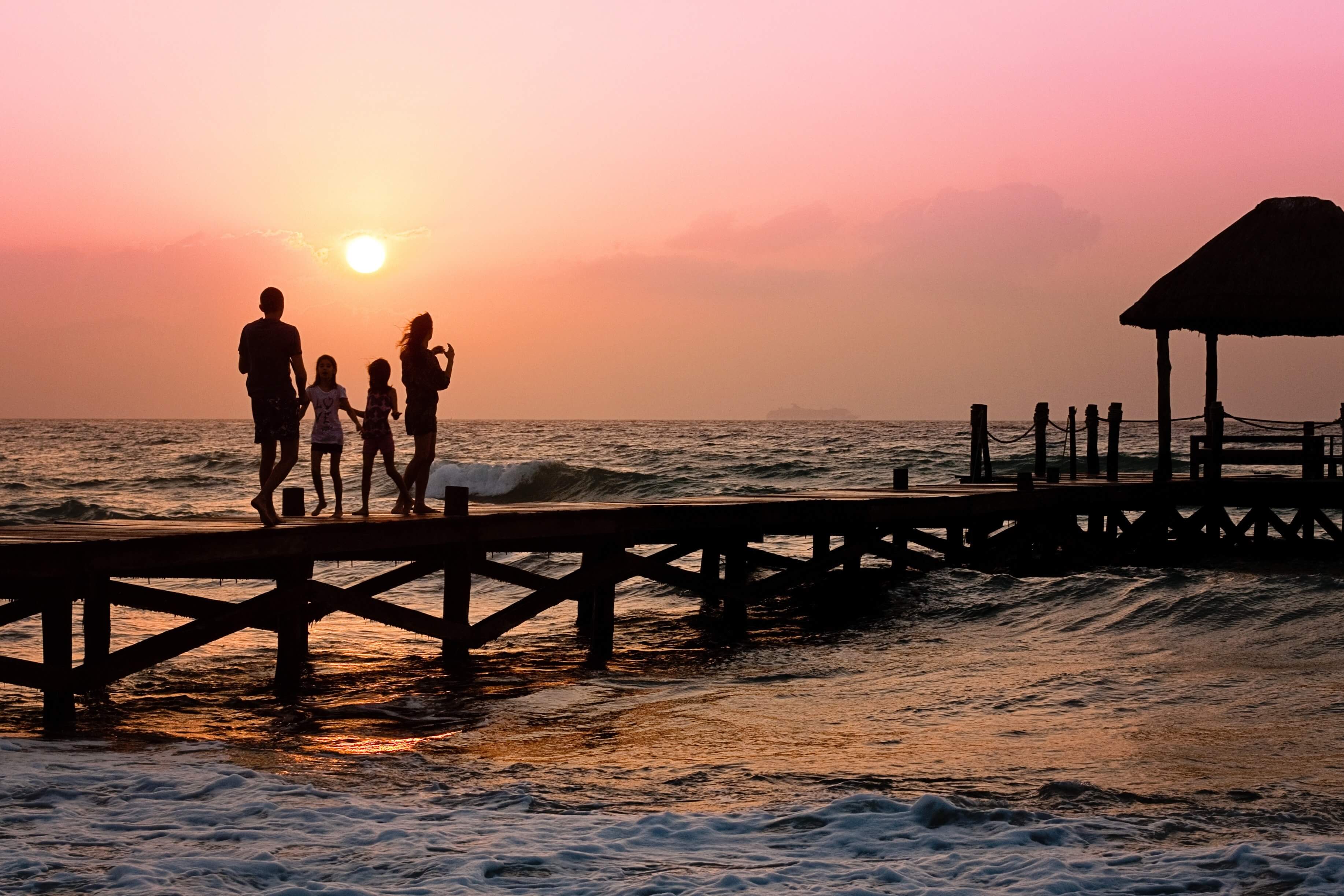 3 Travel Safety Tips to Ensure a Successful Family Vacation