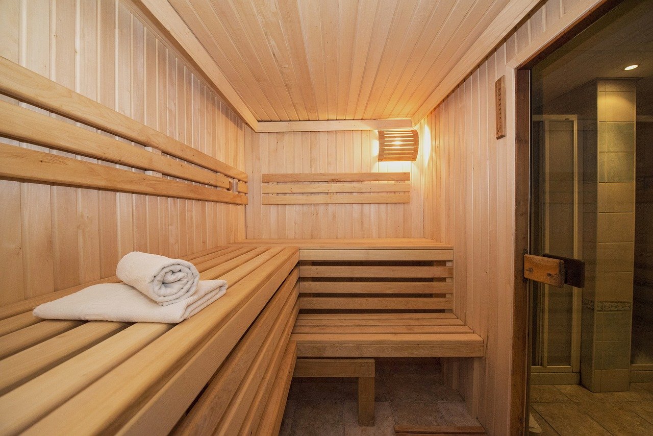 Things to Know About Using a Sauna for Weight Loss - StoryV Travel &  Lifestyle