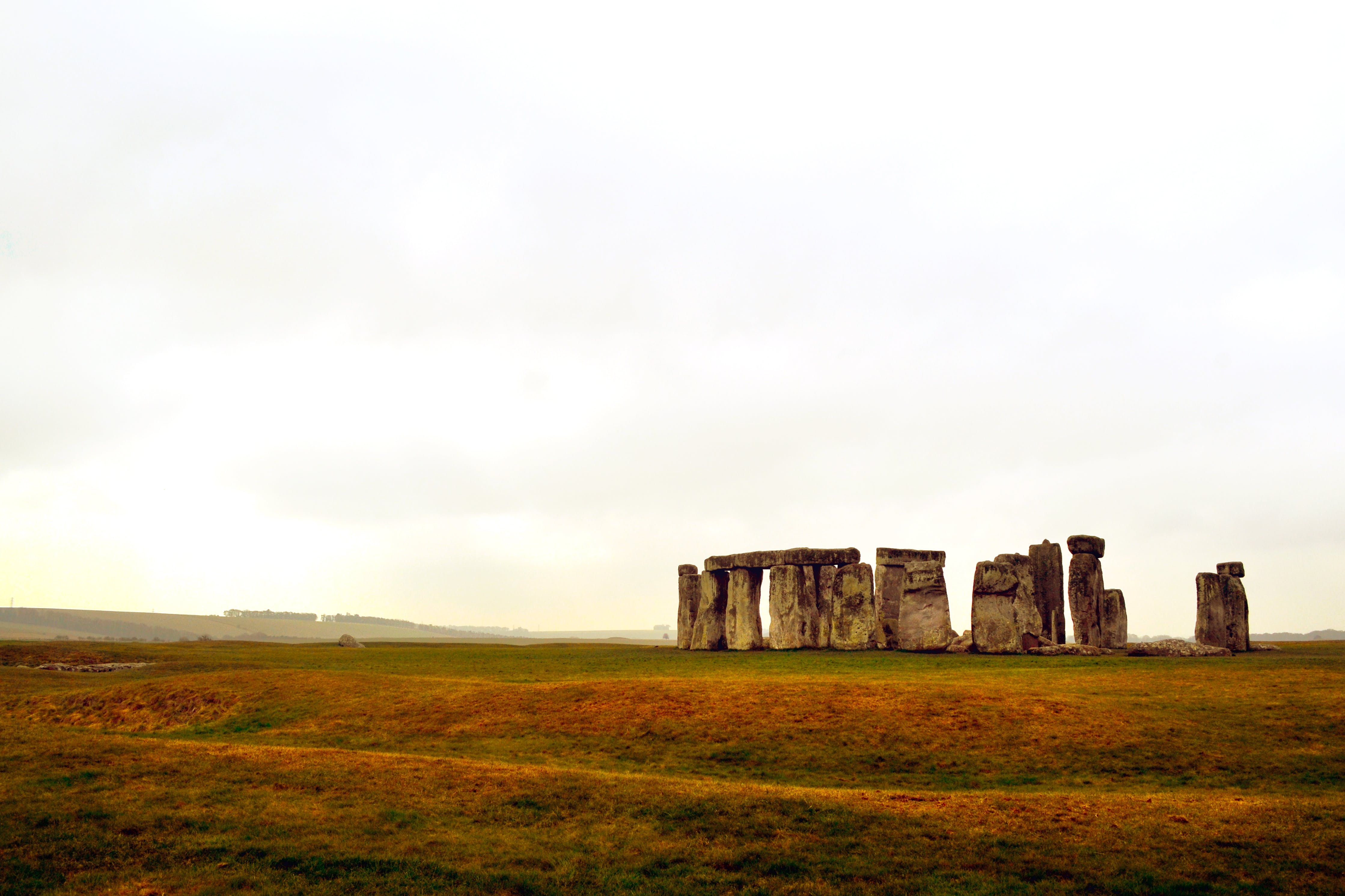 How Was Stonehenge Built? Learn About the Fascinating History