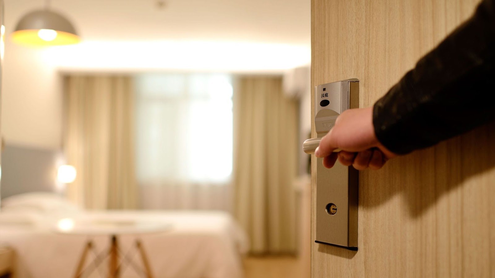 Always Remember These 10 Hotel Safety Tips