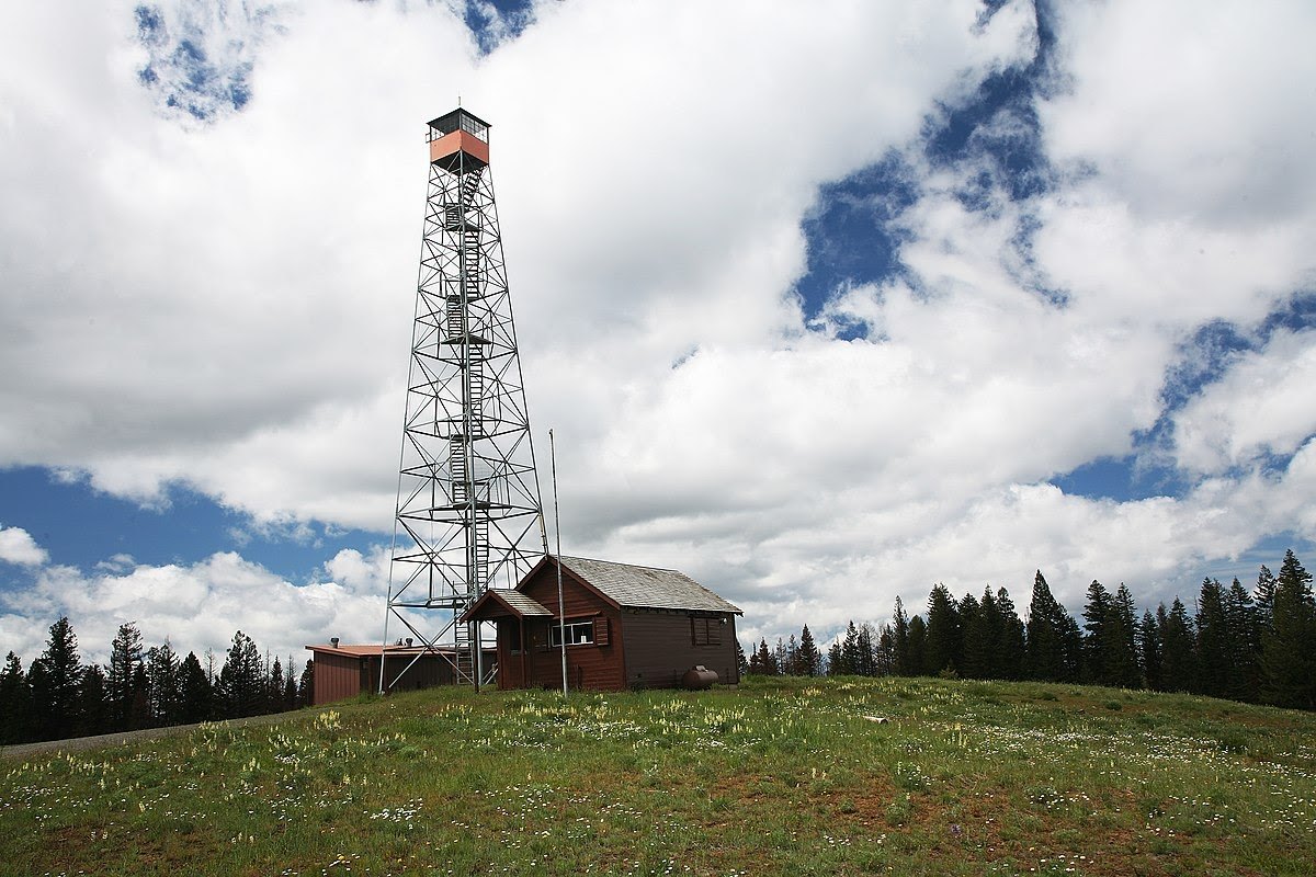 A Guide To Staying In A Fire Watch Tower In The US National Forests