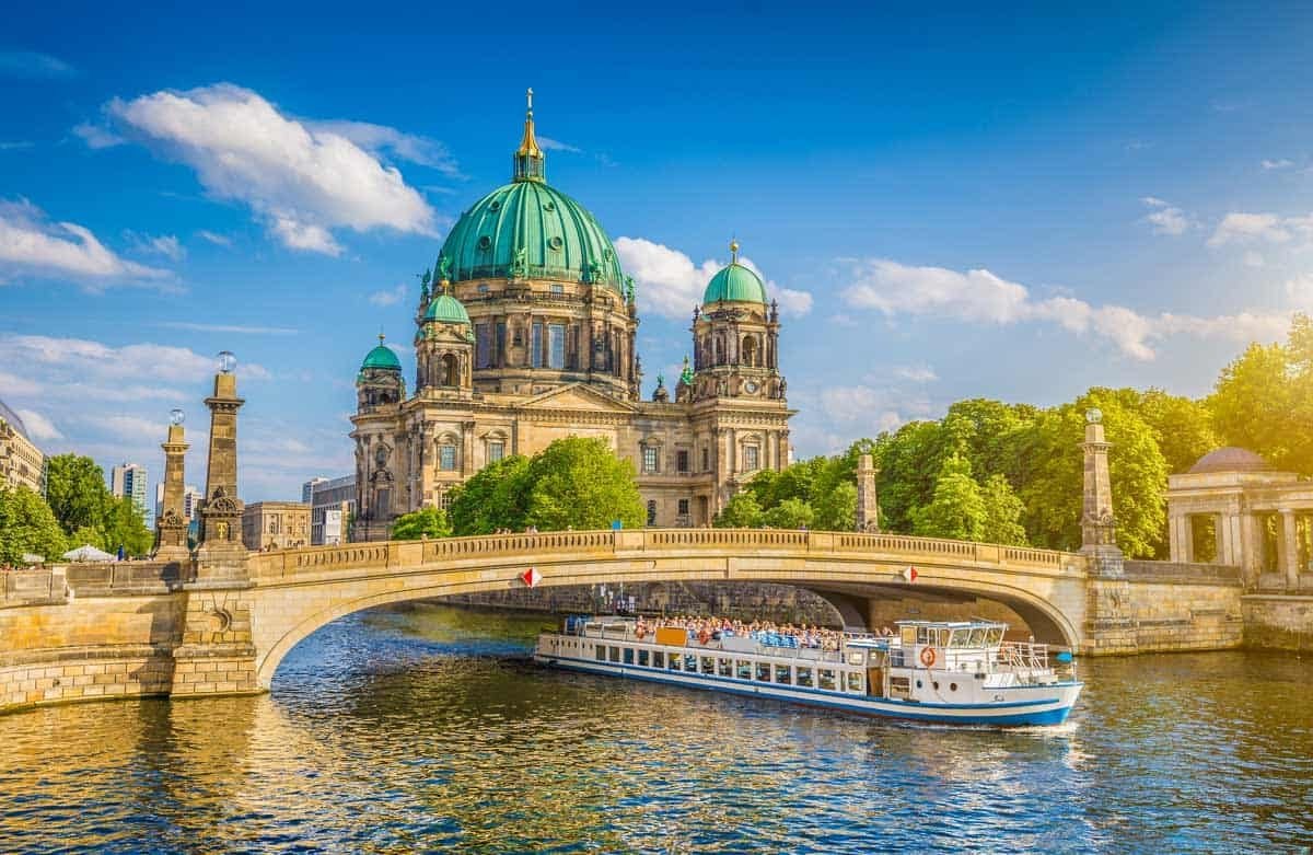 Travel Guide for Germany: What to See, What to Do and What to Bring