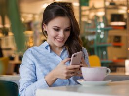Comment regarder la télévision en ligne sur mobile grâce à ces applications